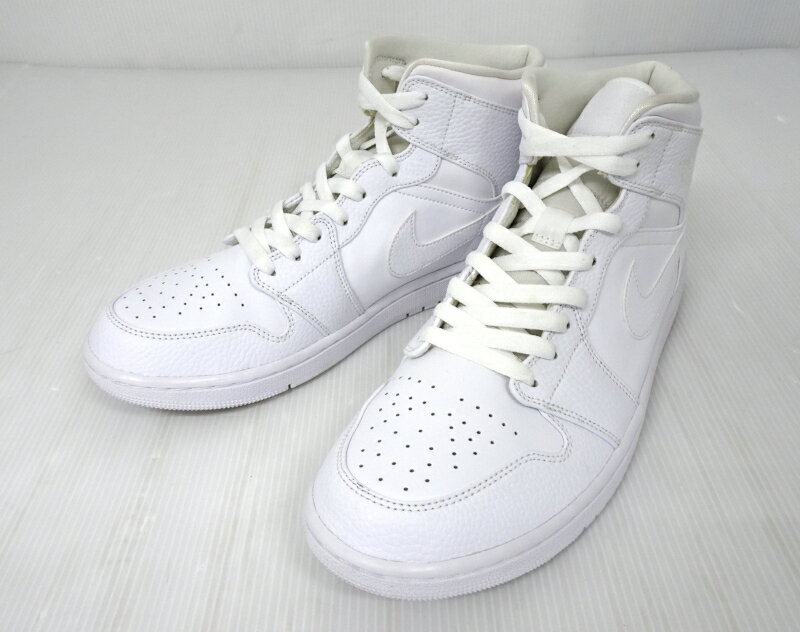 楽天市場】nike air jordan 1 mid triple whiteの通販
