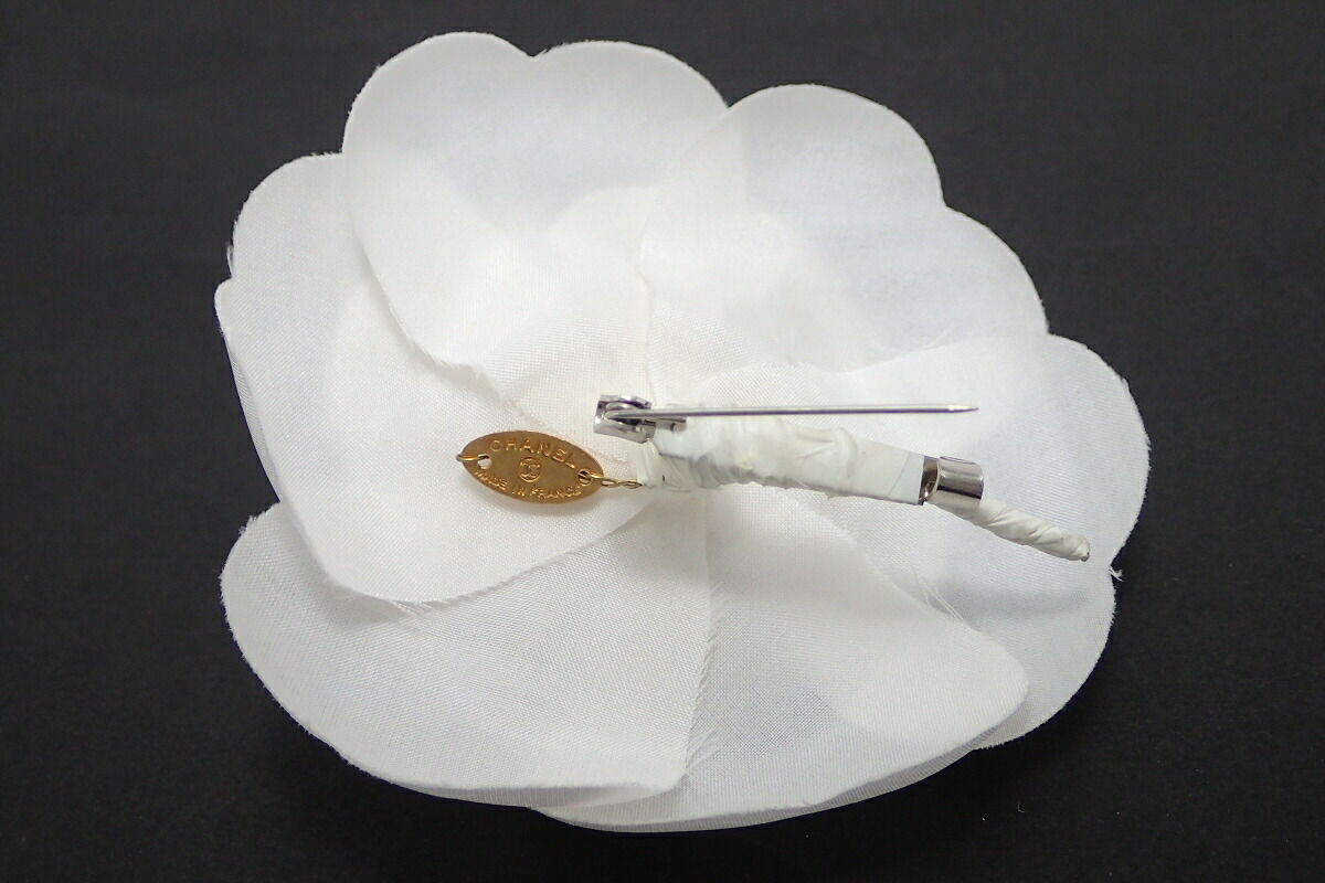 楽天市場】CHANEL シャネル カメリア コサージュ ピンブローチ 白