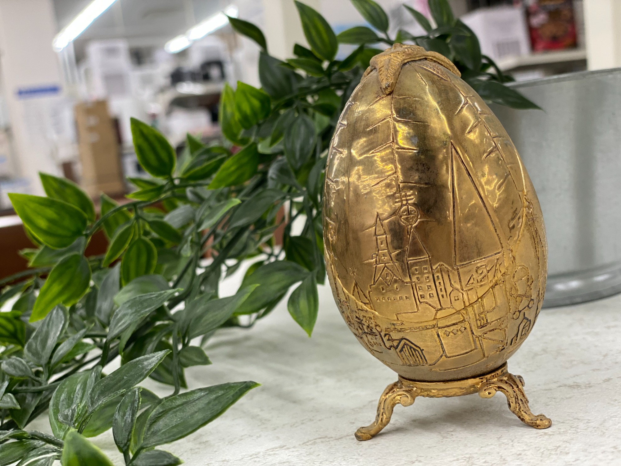 ハリーポッター炎のゴブレットから金の卵 オルゴール付きジュエリー