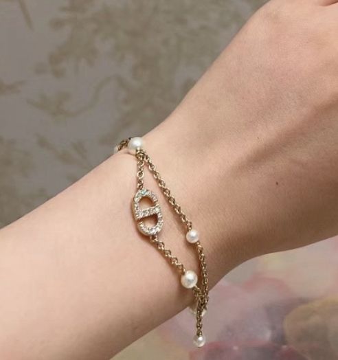 エレガントな二連チェーン♪】DIOR☆PETIT CD ブレスレット (Dior