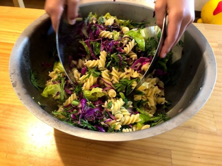 サラダハンドの使い方〜子ども編〜 ちゃんと食べてる？|有元葉子