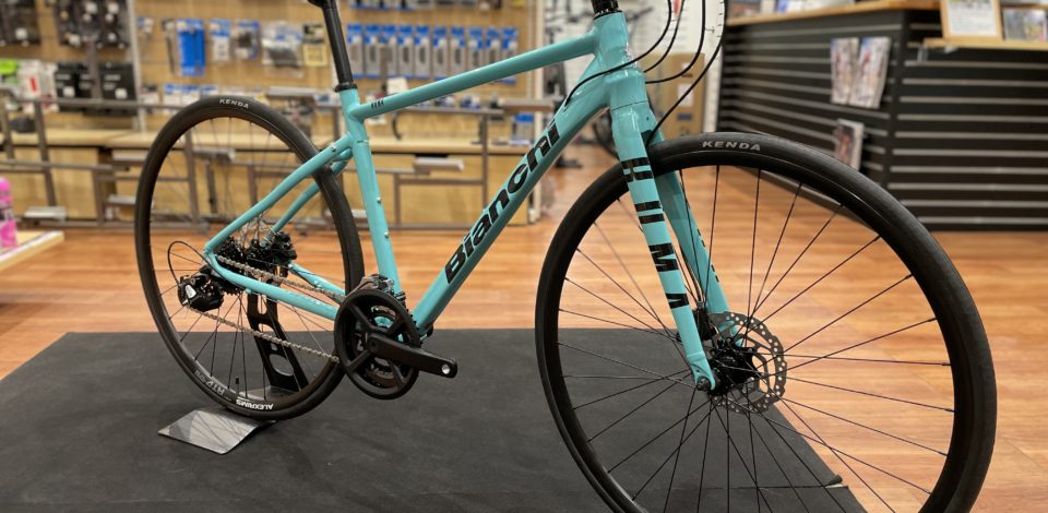 街中をスピーディに走りたい方におすすめのクロスバイクBIANCHI「ROMA