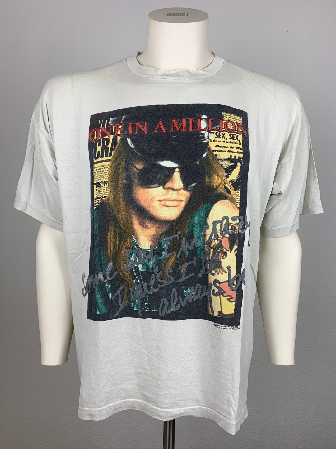 GUNS N ROSES 1989 T-shirt Vintage / One in A Million / Concert Tee