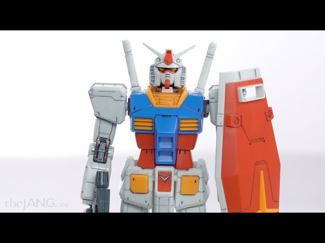 Quick look: Gundam Starter Set vol. 2 & HG RX-78-2 ver. G30th