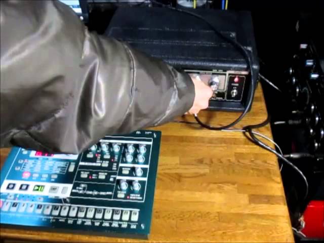 Roland DC-50 Digital Chorus (BBD Analog Delay Chorus) + Korg EA-1