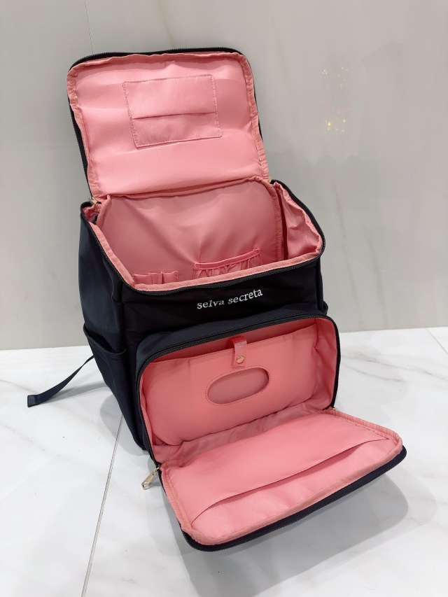 selva secreta】bucket RUCKSACK(black×inside-pink)