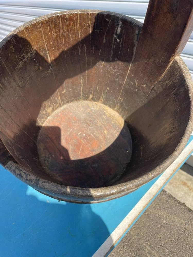 Amazon.co.jp: 水汲み桶英国？中国？アンティーク木桶古道具古民具