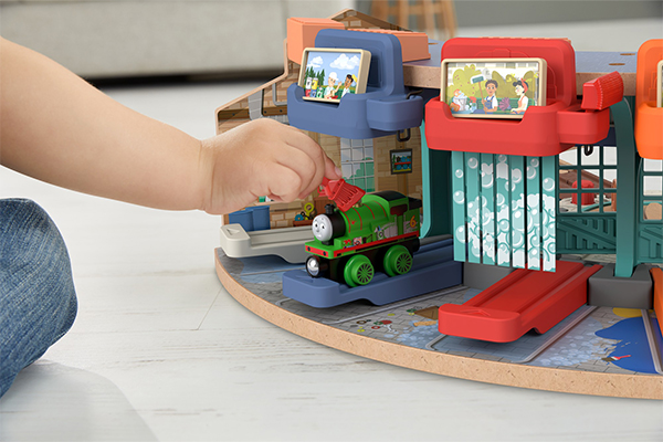 きかんしゃトーマス 木製レールシリーズ パーシーとティドマス機関庫
