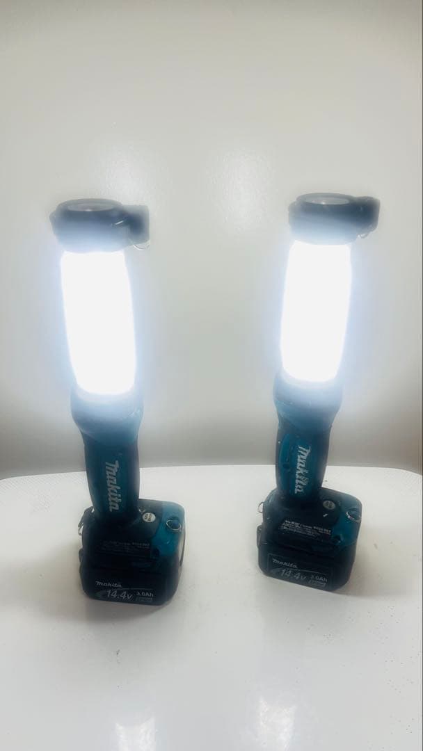 Makita ML807 ハンディライト 14.4V/18V 2台セット マキタ 18V 14.4V 兼用 充電式 LED ワークライト ML807 充電
