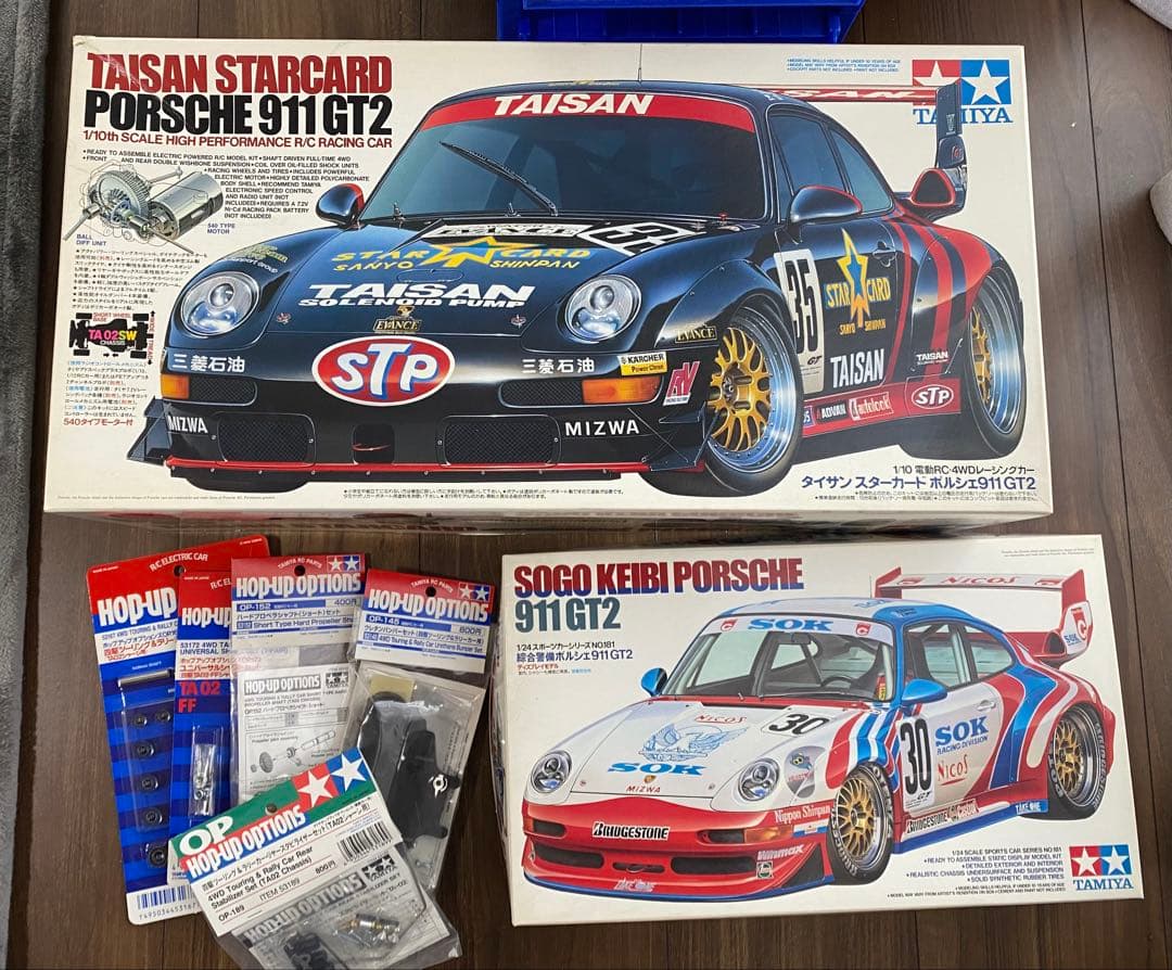 TAMIYA PORSCHE 911 GT2　ラジコンカー 童友社 1/18 プラモデルキットR/C ポルシェ 911 GT2 RS クラブスポーツ