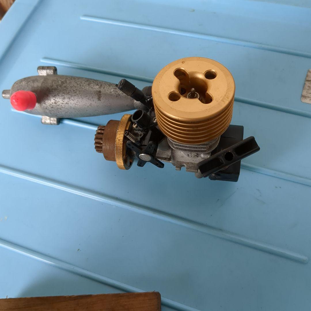 京商　gs エンジン　リコイルスタート　圧縮強い