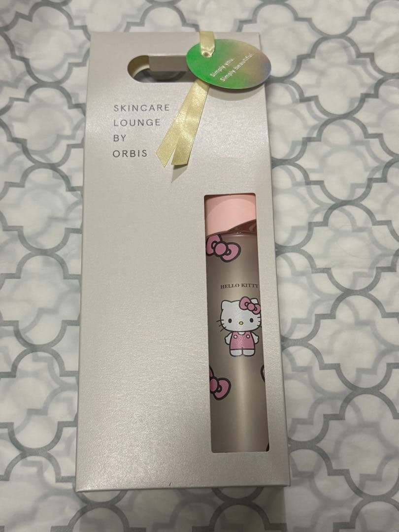 ORBIS (オルビス) ハローキティ　化粧水 ピンク