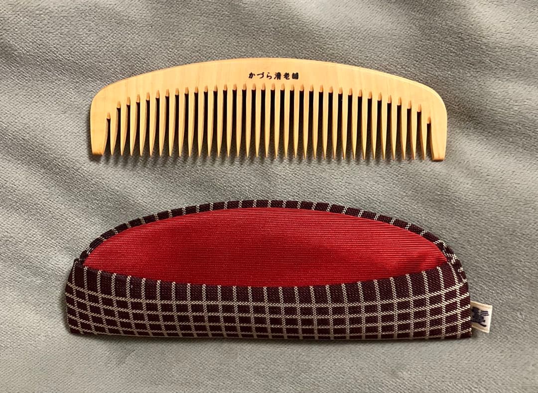 かづら清老舗　さつまつげ櫛　解き櫛4寸5分＋特製つばき油