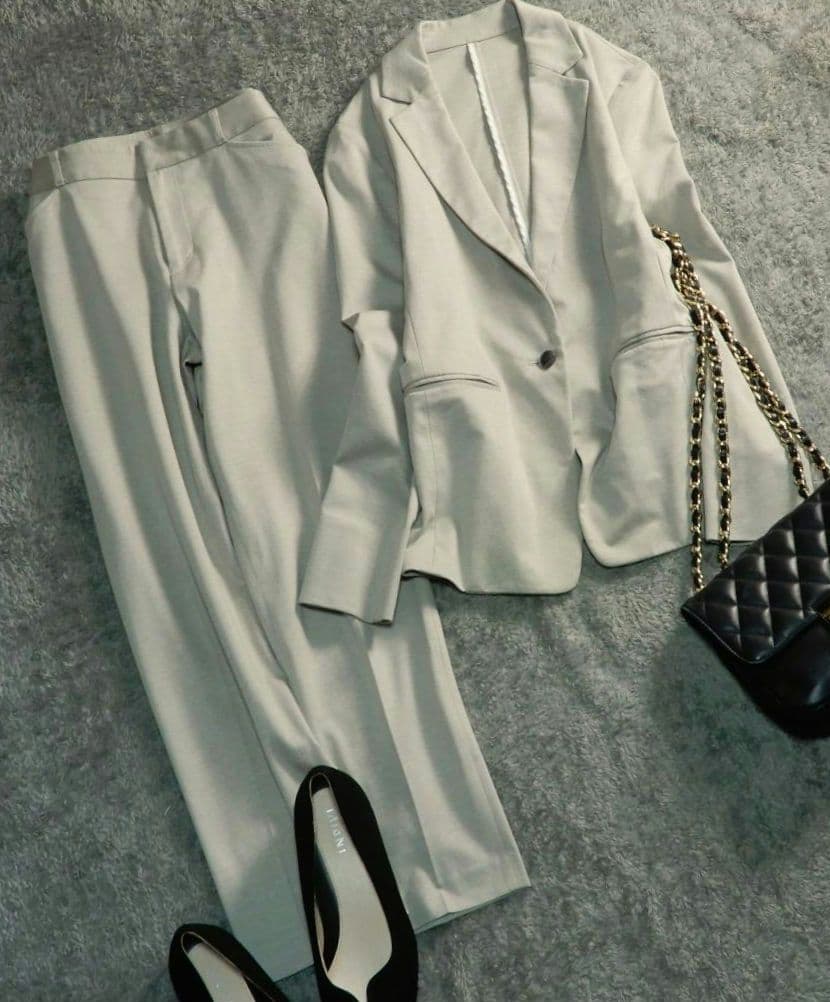 ロートレアモン ストレッチ ジャケット パンツ セットアップ スーツ 38 40代から着る。秋の上質スーツセットアップ | LAUTREAMONT