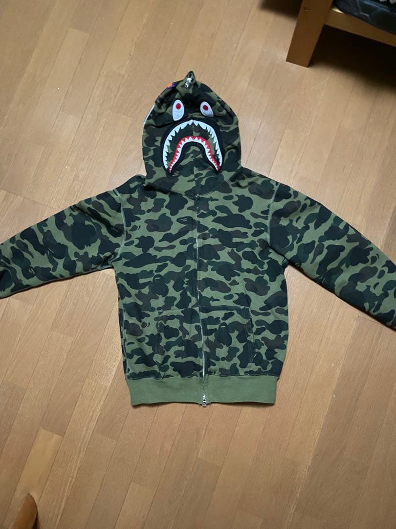 BAPE 迷彩サメフードパーカー Lサイズ A BATHING APE（アベイシングエイプ） パーカー BAPE STORE ZOZOTOWN