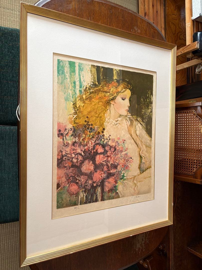 Sachiko Imai（今井幸子）「女性と花」リトグラフ 直筆サイン入り 今井幸子「花束と女性」リトグラフ・12号 絵画買取・販売の小竹美術