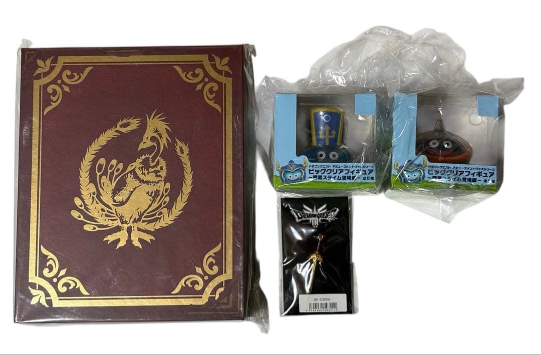 ドラゴンクエストIII ブック型収納ボックス　 ロトの剣　 職業スライム　特典 HD-2D版『ドラゴンクエストⅢ そして伝説へ…』のパッケージ版ソフト