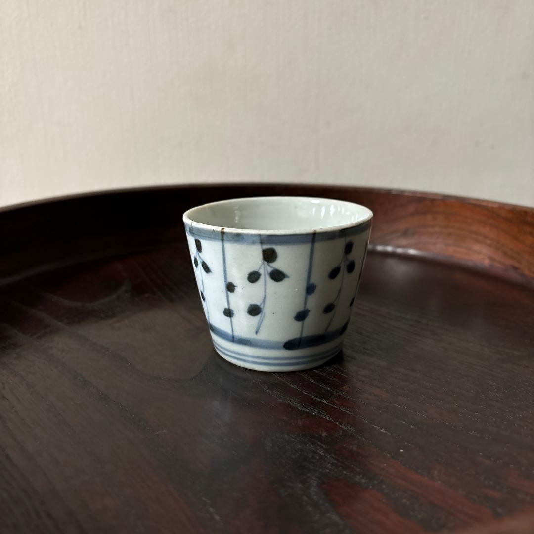 古伊万里染付　格子縞　蔓草文　⑤蕎麦猪口　江戸初期前期　アンティーク　白磁　李朝 古伊万里 稲穂文 草文 麦 猫じゃらし 染付 そば猪口 蕎麦猪口 見込みに