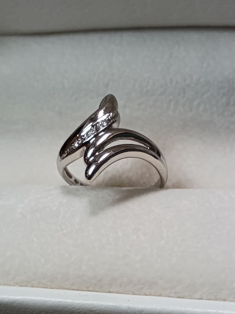 ジュエリーマキ プラチナ ダイヤモンド リング 波形 ウェーブ 11号 4.0g