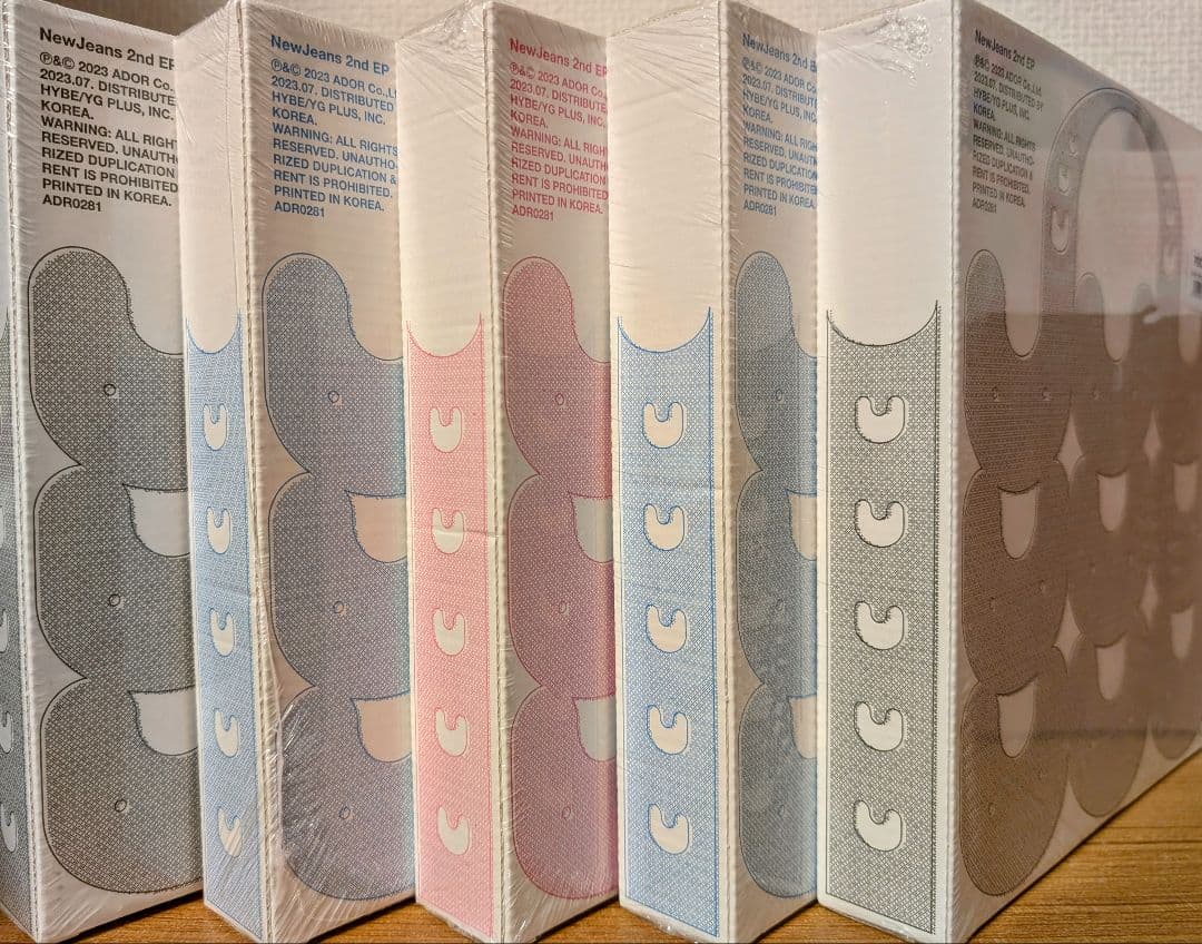 NewJeans Get Up 5種 未開封 メンバークリアフォト、ポスター付属 楽天市場】【7/21 韓国発売】【メンバー バージョン 選択】NewJeans