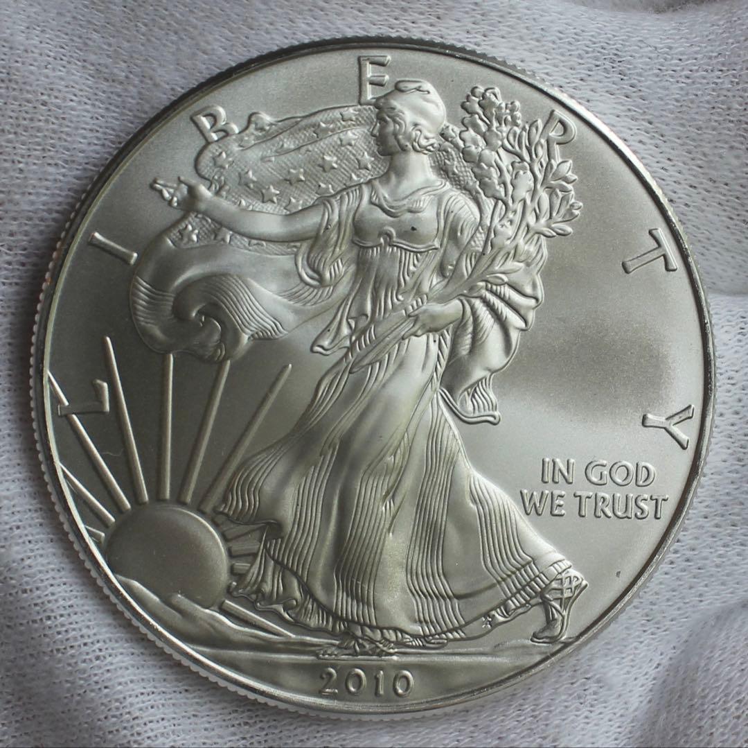 2010年 アメリカ シルバーイーグル 1oz 純銀コイン - メルカリ