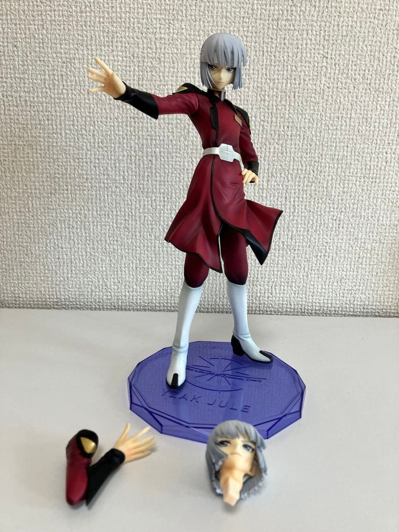 イザーク・ジュール　フィギュア　アルファオメガ