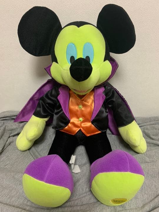 ミッキーマウス　ディズニー　ぬいぐるみ　ハロウィン　ドラキュラ　限定　ブレイン ミッキーマウス ハロウィン おばけ 肩のせぬいぐるみ ドラキュラ