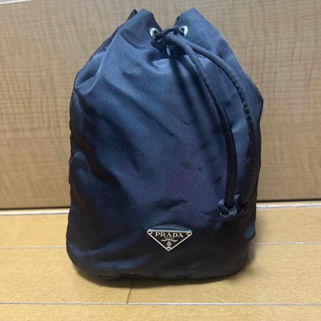 PRADA ナイロン 巾着バッグ 、ダークブラウン 巾着 ブラウン（茶色）系 PRADA(プラダ) レディース - ブランド通販のBUYMA