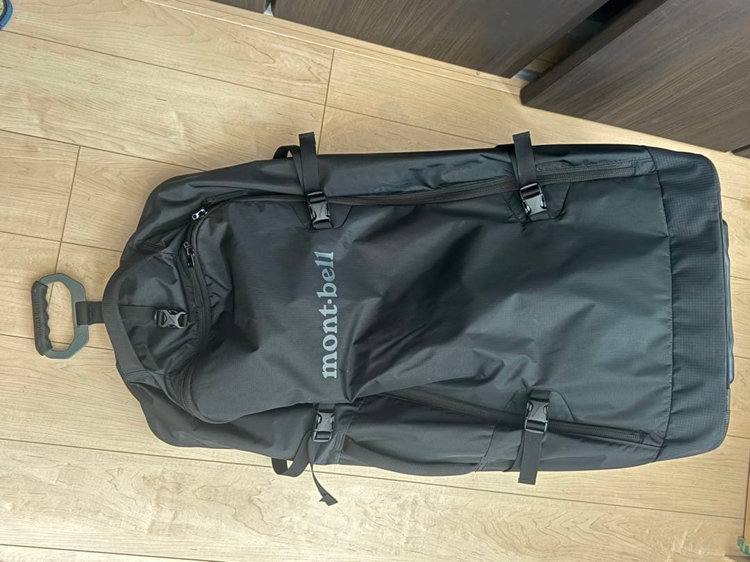 モンベル ウィリーダッフル90 - メルカリ
