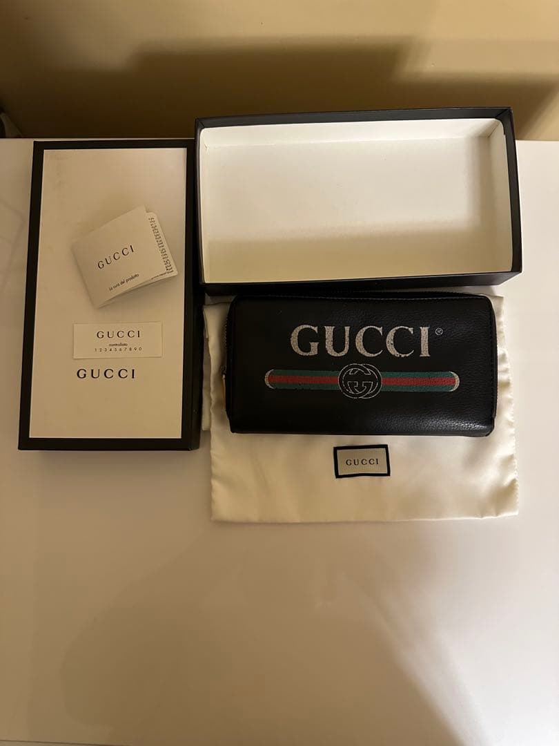 GUCCI ブラック 長財布 496317