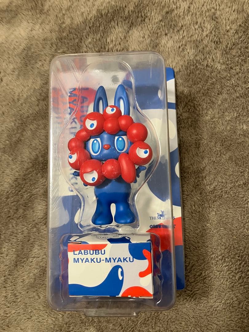 新品未開封　大阪関西万博 LABUBU ラブブ✖️ミャクミャクコラボ　フィギュア 若者に爆発的な人気を誇るラブブの限定グッズが大阪・関西万博で販売