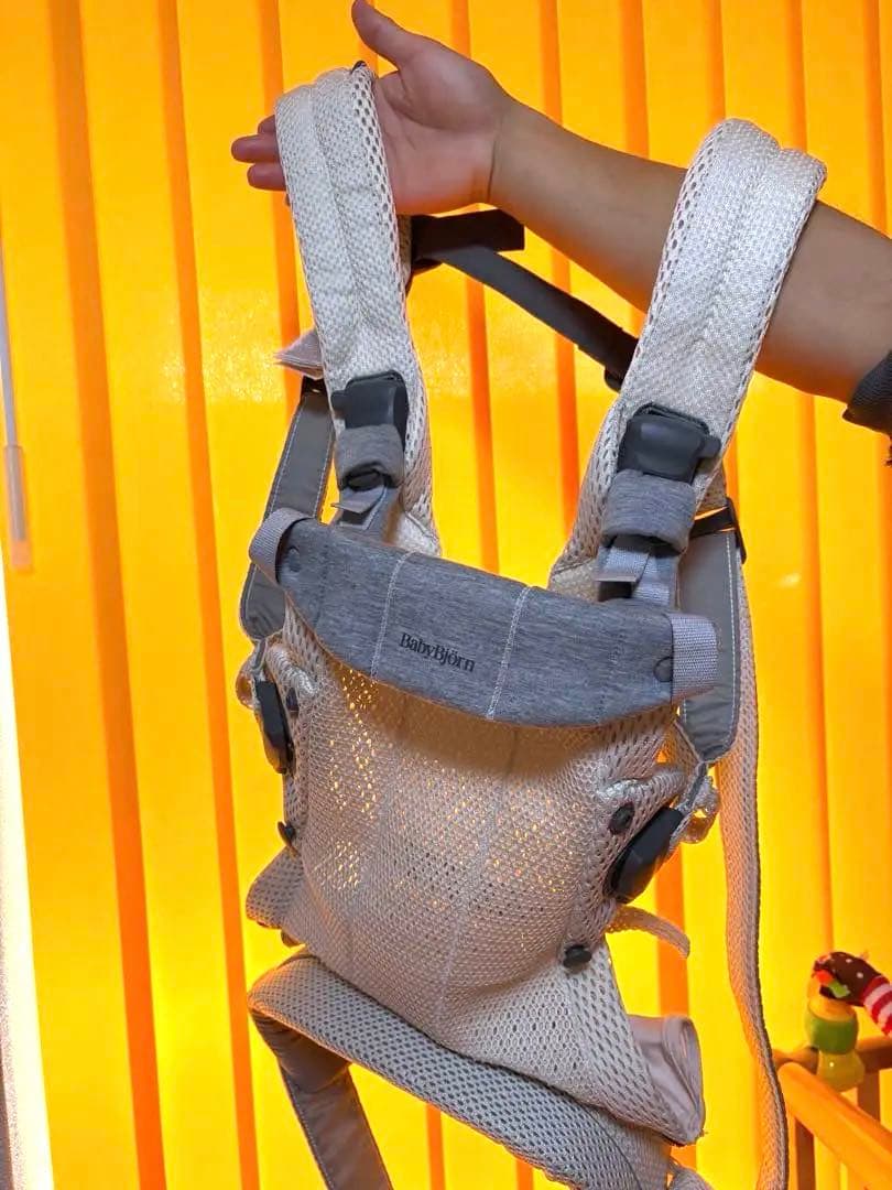 【羽愛 】BabyBjörn HARMONY 抱っこ紐 クリーム
