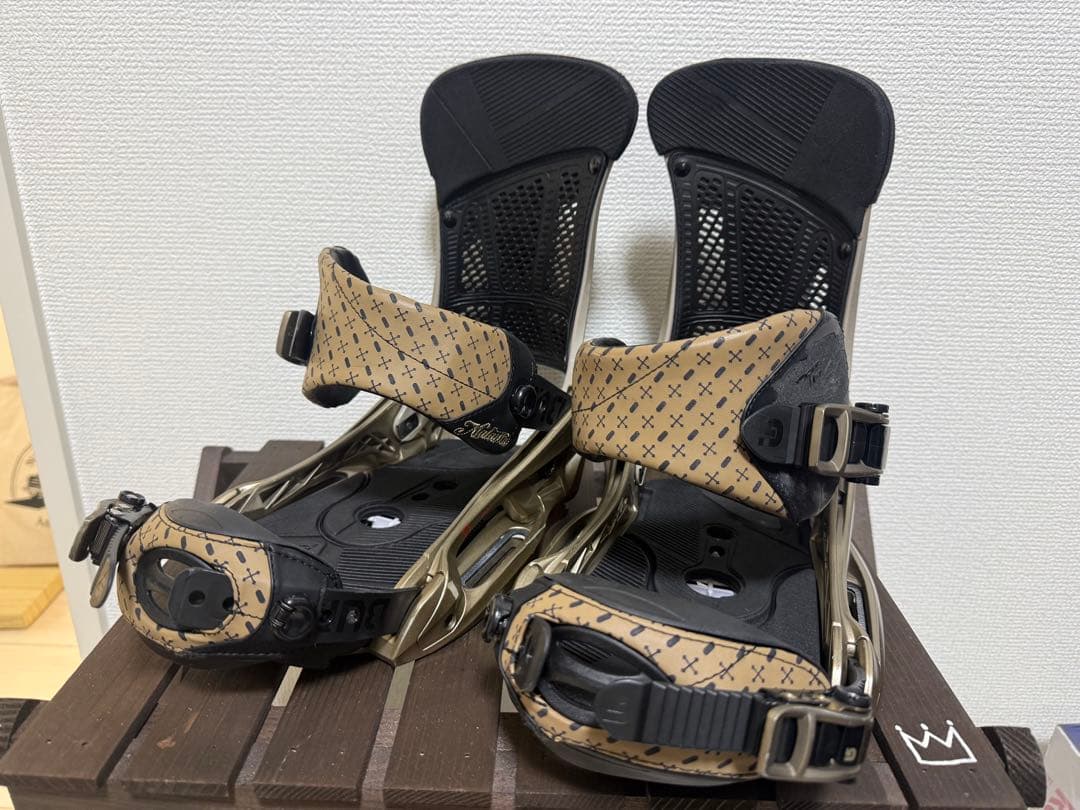BURTON MALAVITA EST Ｓサイズ　ビス付 メンズ Burton マラビータ EST® スノーボードバインディング | Burton