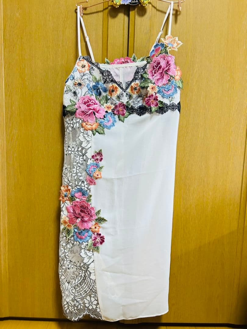 ワコール サルート店舗限定59G フォークロア スリップ M-85 PI 新品