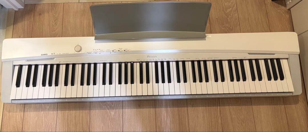 CASIO PX-135WE ホワイト電子ピアノ 美品　引取り限定 PX-135WE / 135BK - デジタルピアノ＜プリヴィア＞ - 電子楽器 - CASIO