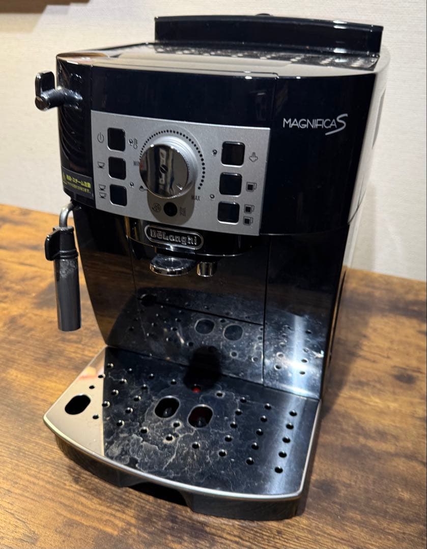 デロンギ マグニフィカS 全自動コーヒーマシン