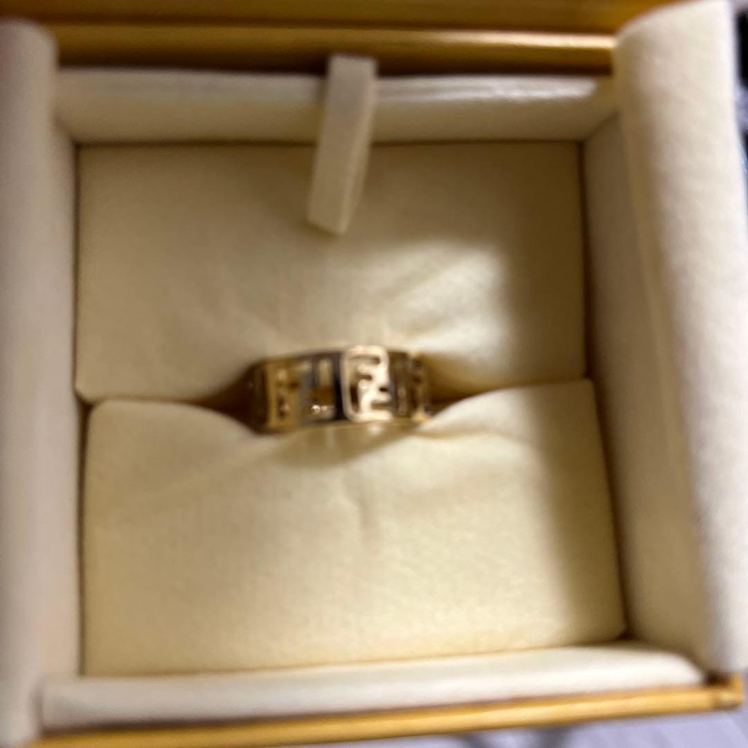 FENDI ゴールド ロゴリング