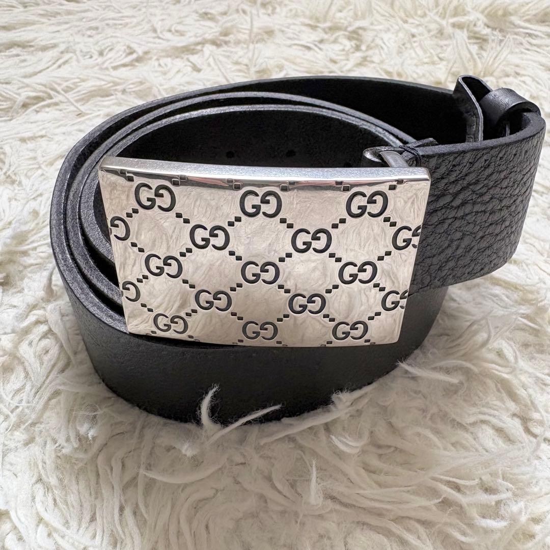 美品　グッチ ベルト GGバックル ブラック　スクエア　245906 メンズ グッチ GUCCI ベルト リバーシブル 回転バックル スクエアバックル GG