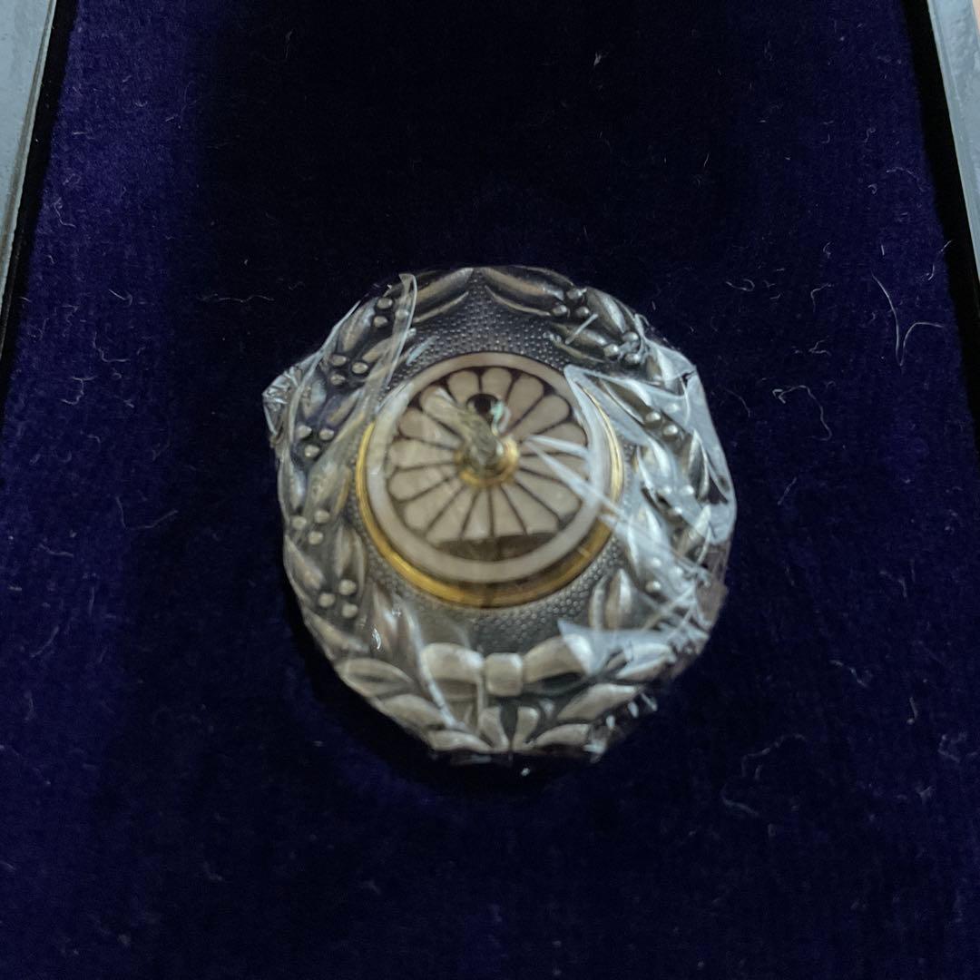 美品】日本国有鉄道（旧国鉄）功績章（徽章・ピンバッジ）純銀製