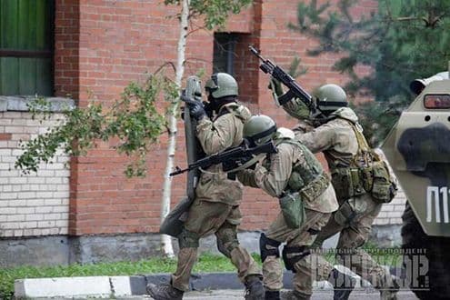 ロシア軍 実物 FSB MVD 廃盤稀少 BARS sumrak m2 スモック ロシア軍 実物 FSB MVD 廃盤稀少 BARS sumrak m2 スモック - メルカリ
