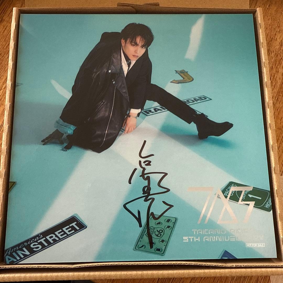 高野洸 WALL DECOR mile