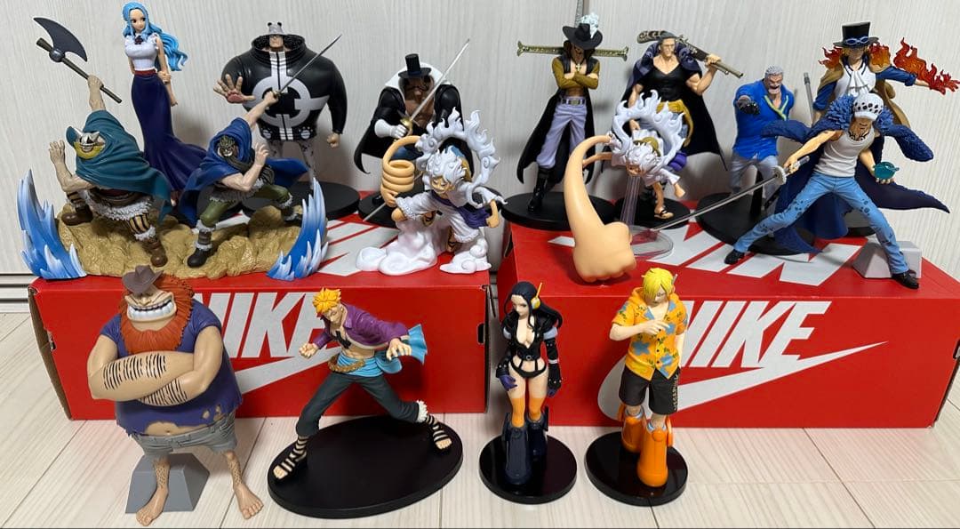 ワンピースフィギュアまとめ売り　箱無し　16体セット