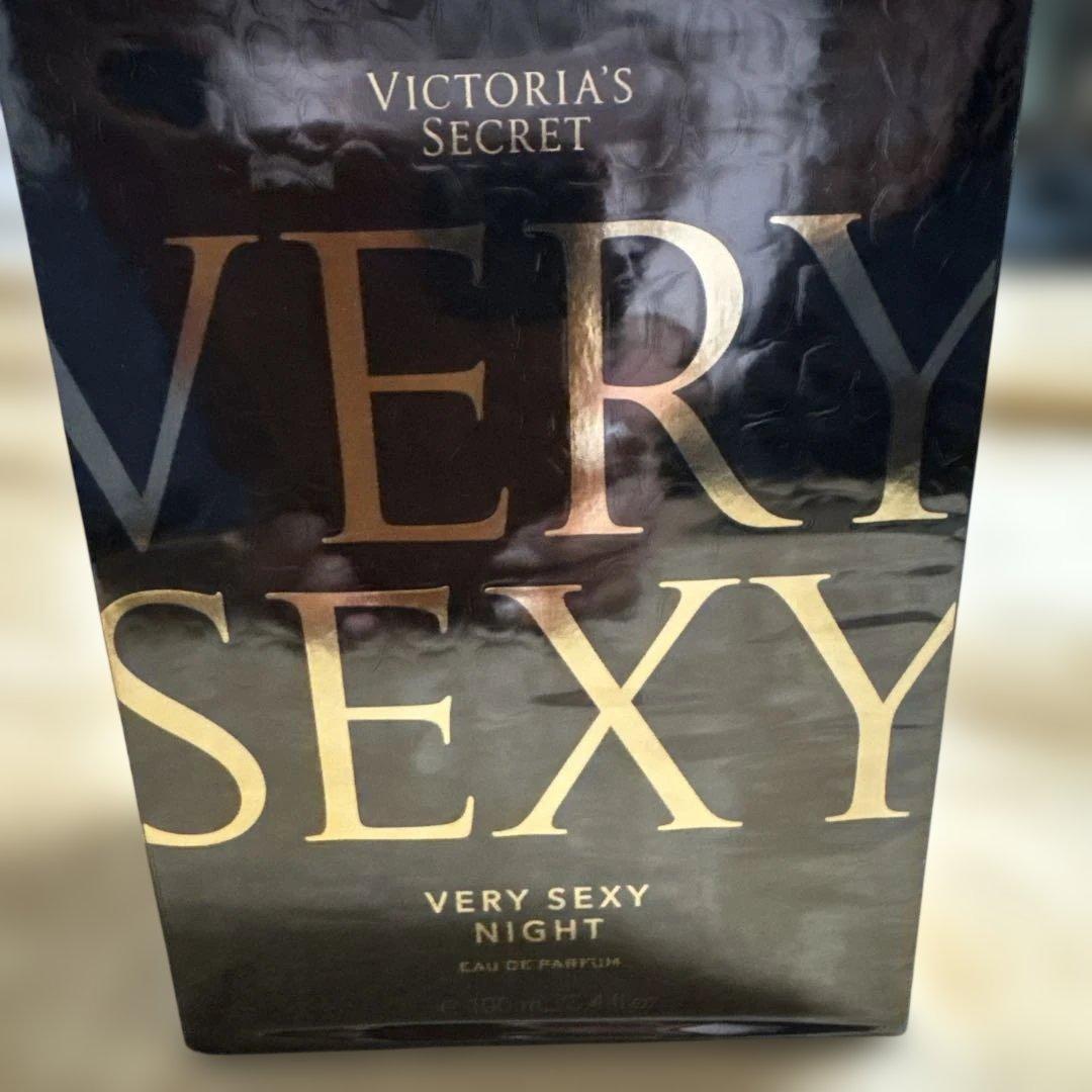 香水(女性用) Victoria's Secret Very Sexy Night 100mL VICTORIA'S SECRET VERY SEXY NIGHT EAU DE PARFUM EDP PERFUME MIST