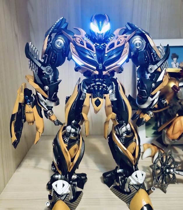 Bumblebee フィギュア