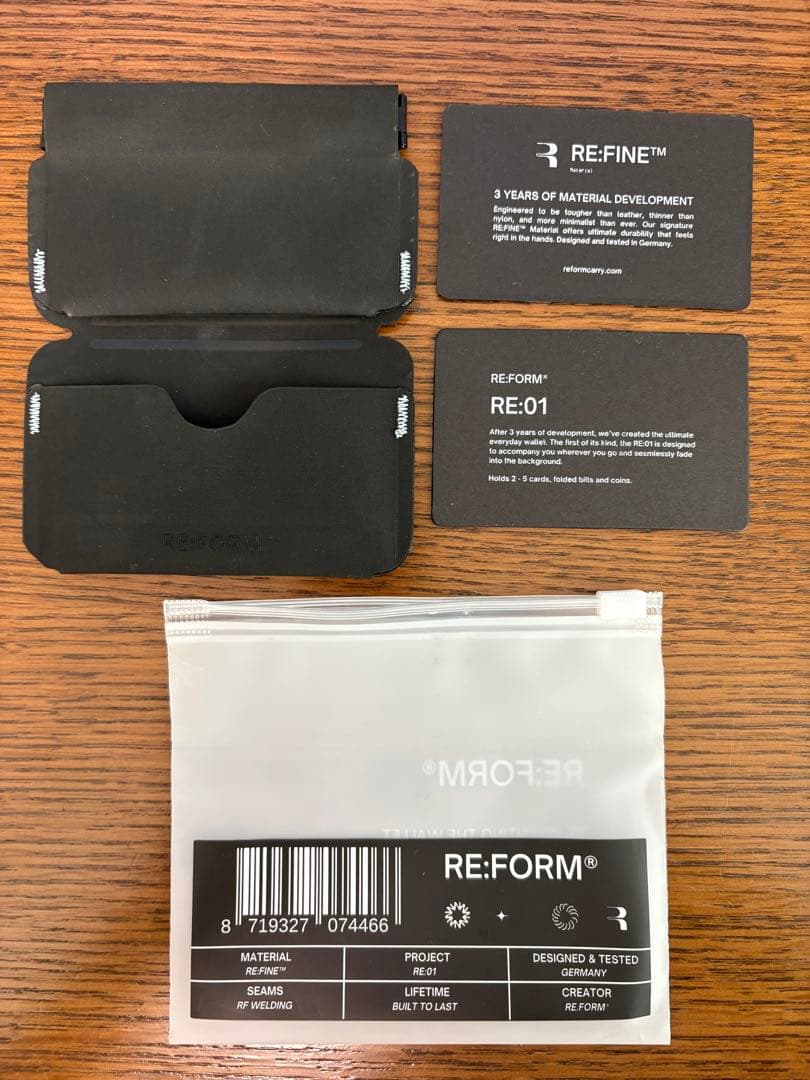 小物 RE:FORM RE:01 (COIN SLEEVE)