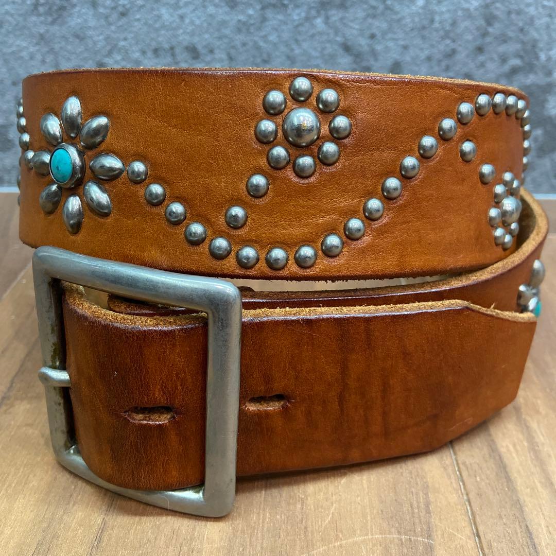 HTC フラワーターコイズ シルバースタッズ ブラウン レザー 34inch