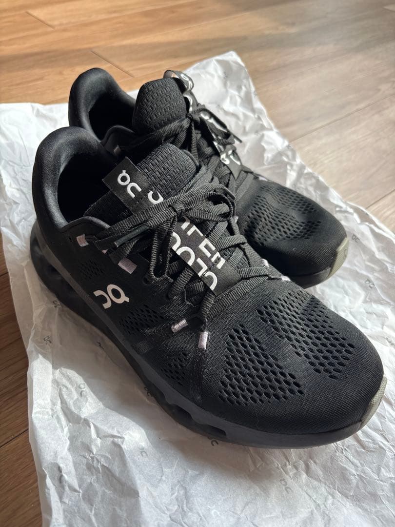 みるみる様On ブラック ランニングシューズ