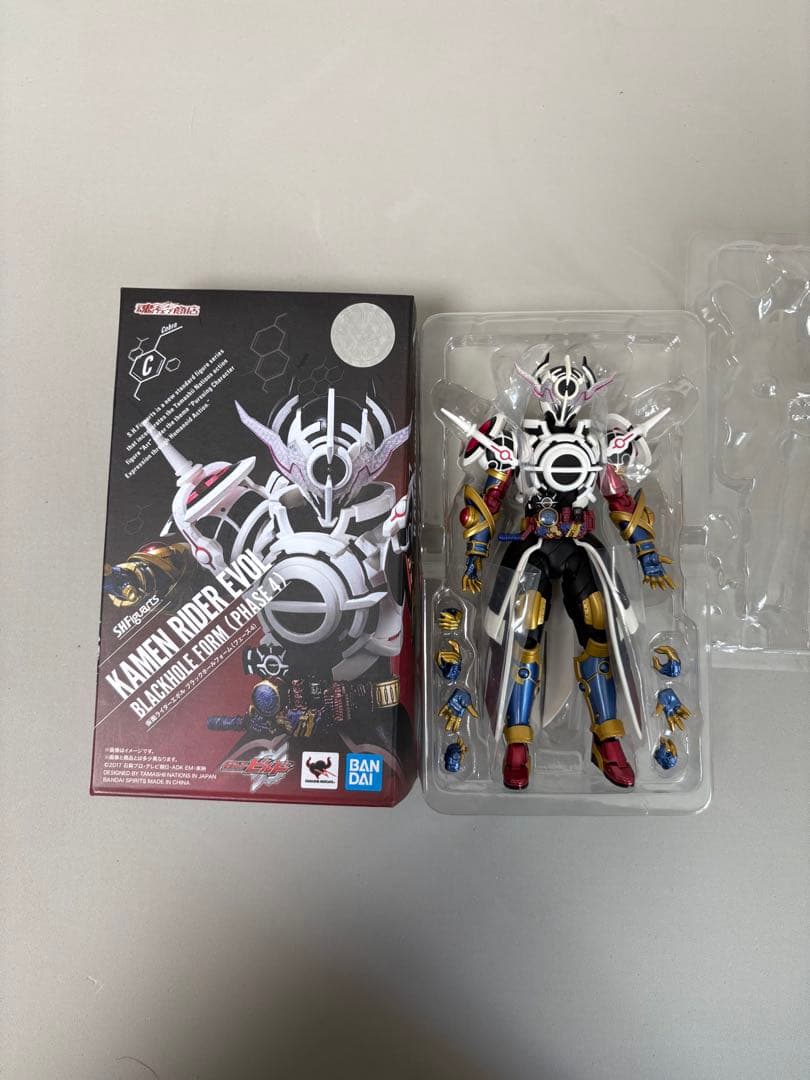 S.H.Figuarts 仮面ライダーエボル ブラックホールフォームフェーズ４