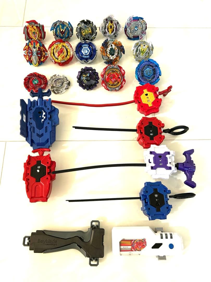 ベイブレードセットとローチャー