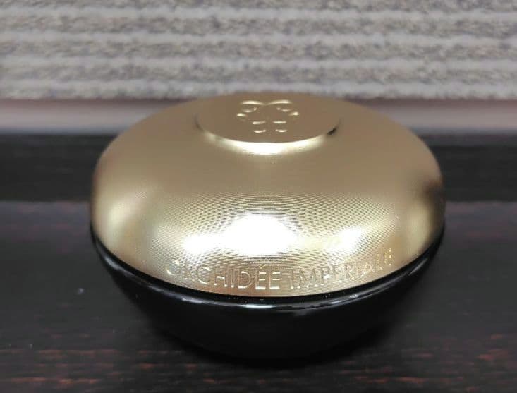 ゲラン　オーキデ アンペリアル ネック＆デコルテクリーム アンチエイジング